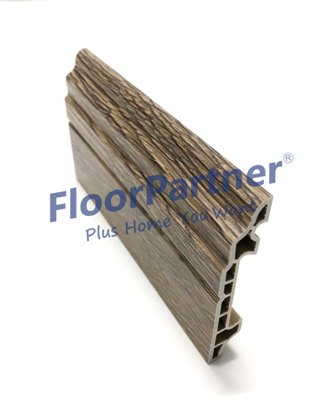 wooden floor skirting